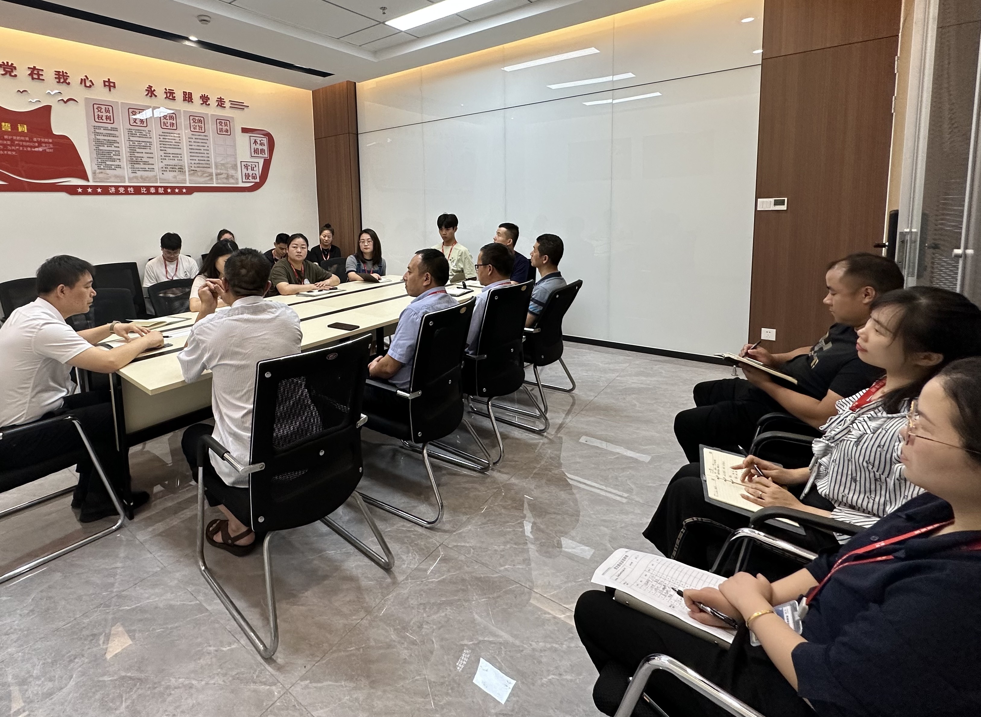 ؜vʷ񡪡P¹ɷ(F(tun))_չtɫ}^W(xu)(x)