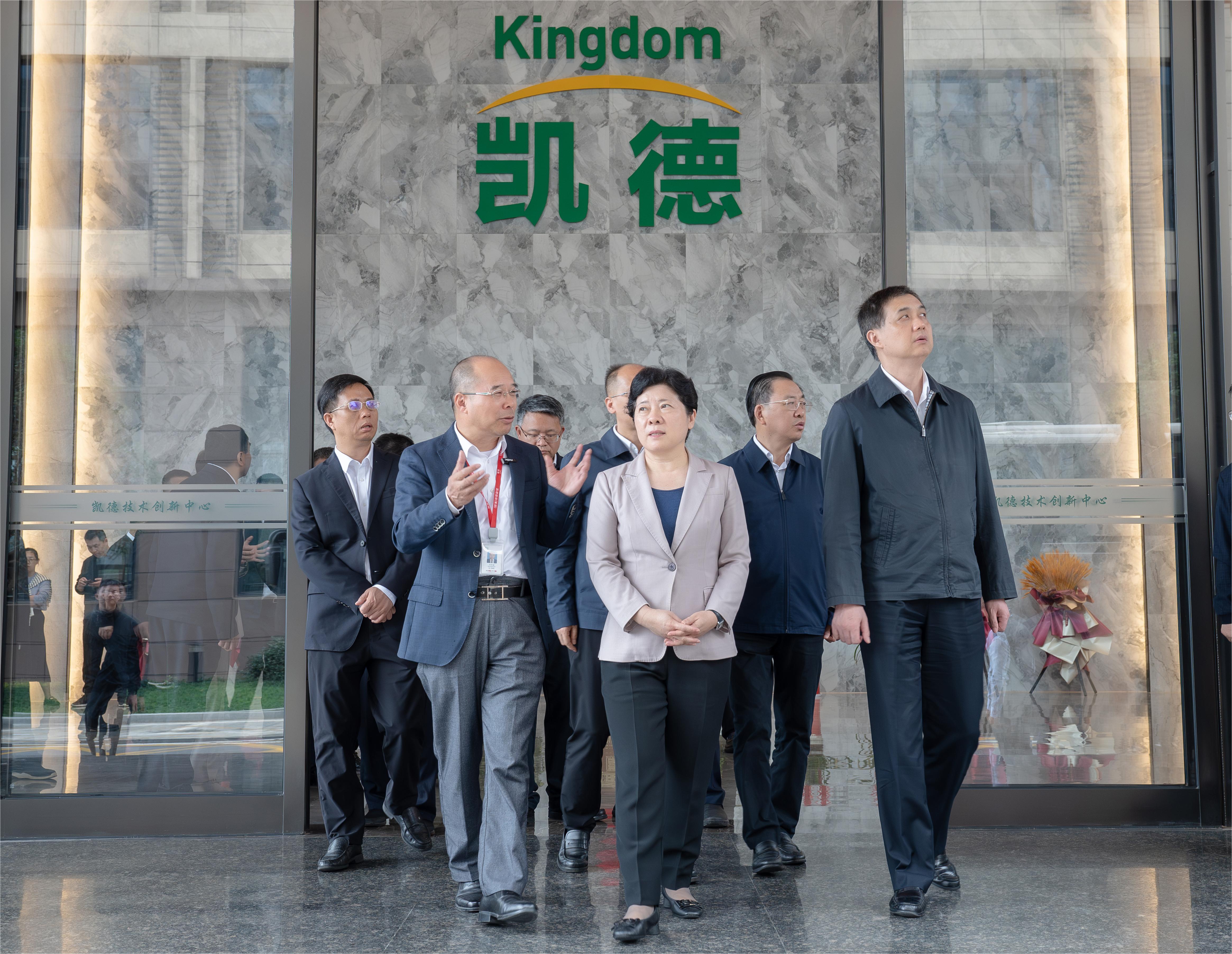 LɳίҪI(lng)(do)^ĦF(tun)P¼g(sh)(chung)